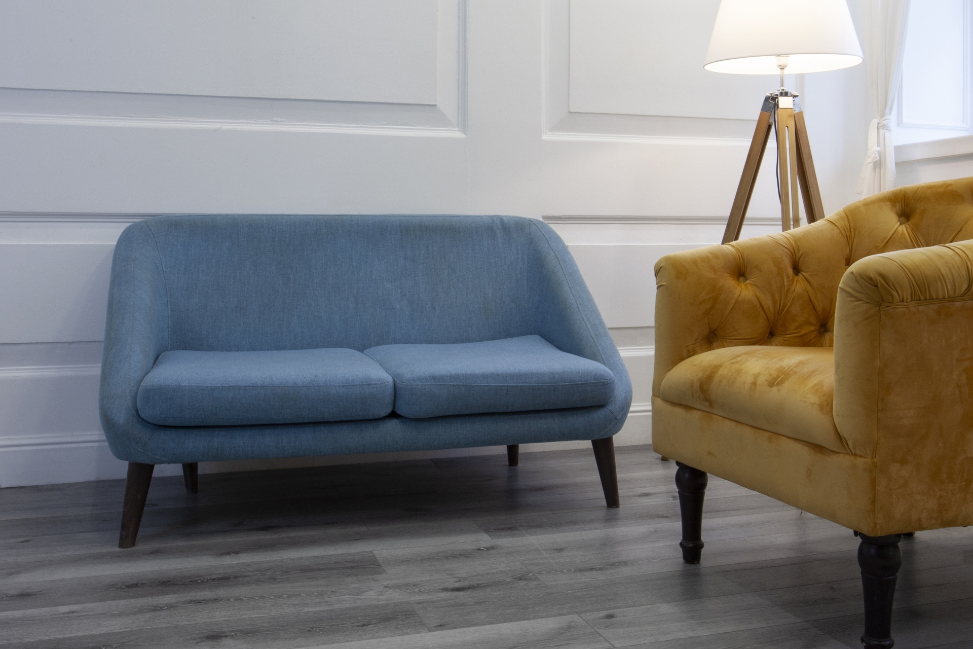 Усовершенствованная кварц-виниловая плитка «Damy Floor» Дуб Сильвер (1227*187*2,5 мм) — купить в Астрахани