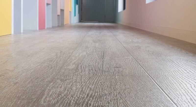 Линолеум бытовой "IVC" Woodlike Cousteau W06 (3м) — купить в Астрахани