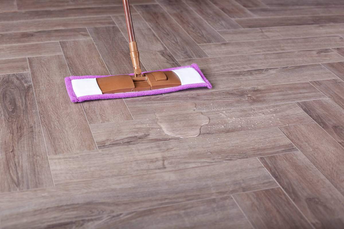 Замковая ПВХ плитка "Aberhof" Carmelita 1862 (615*123*5 мм) — купить в Астрахани