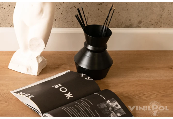 Кварц-винил Дуб Верона (1219,6*228,6*2 мм) — купить в Астрахани