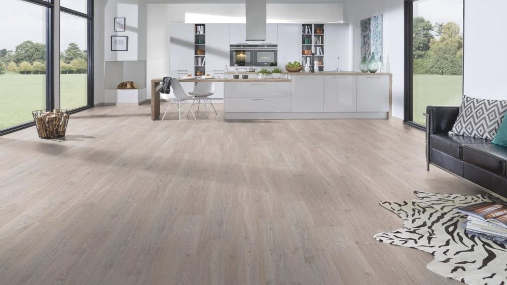 Ламинат Дуб Белый Масляный 33 класс "Krono original" Forte Classic 5552 oak (1285*192*8 мм) — купить в Астрахани