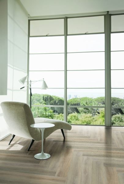 Кварцвиниловая плитка "LG" Орешник классический (1200*180*2 мм) — купить в Астрахани