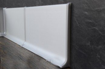 Угол наружный к алюминиевому плинтусу 60мм анодированное серебро — купить в Астрахани