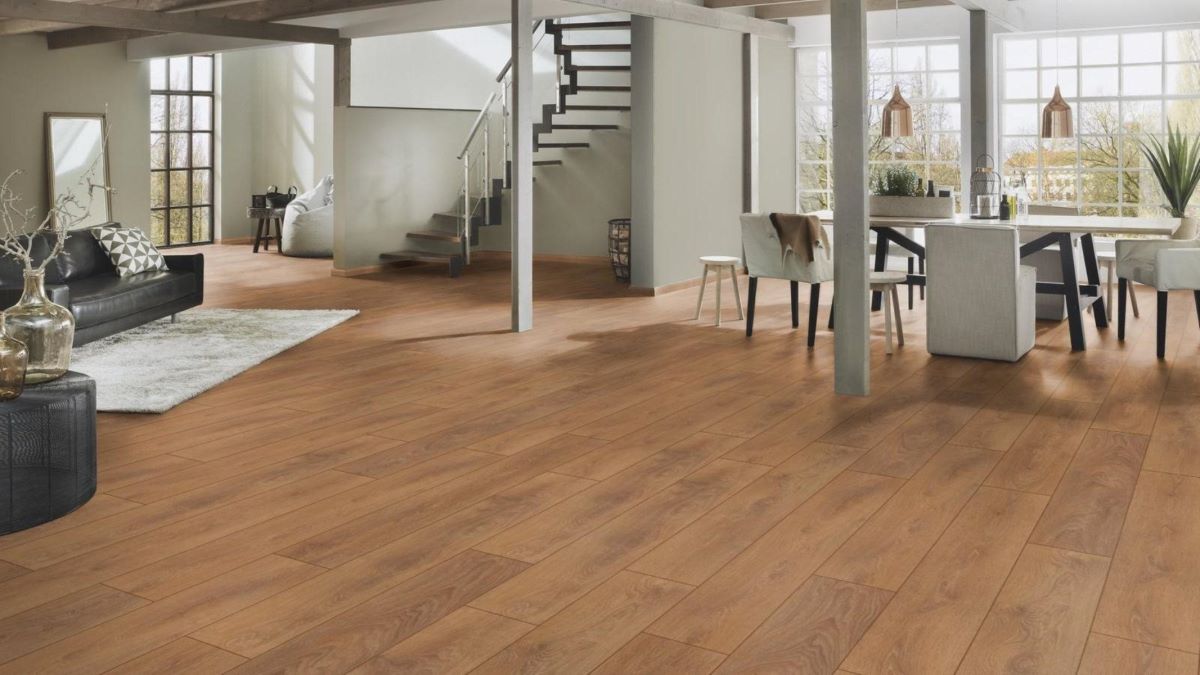 Ламинат "Kronospan" Super Natural Classic Дуб Харлех 8573 (1285*192*8 мм) — купить в Астрахани